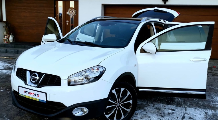 Nissan Qashqai cena 39900 przebieg: 197000, rok produkcji 2011 z Golczewo małe 781